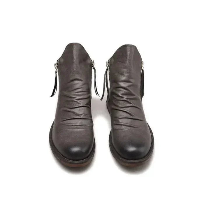 Botas | Bernardo Cavallino