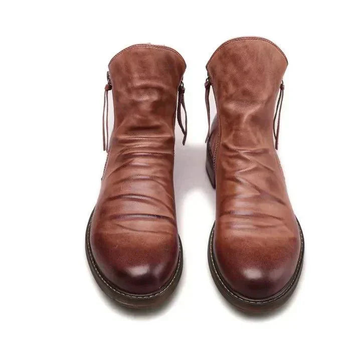 Botas | Bernardo Cavallino