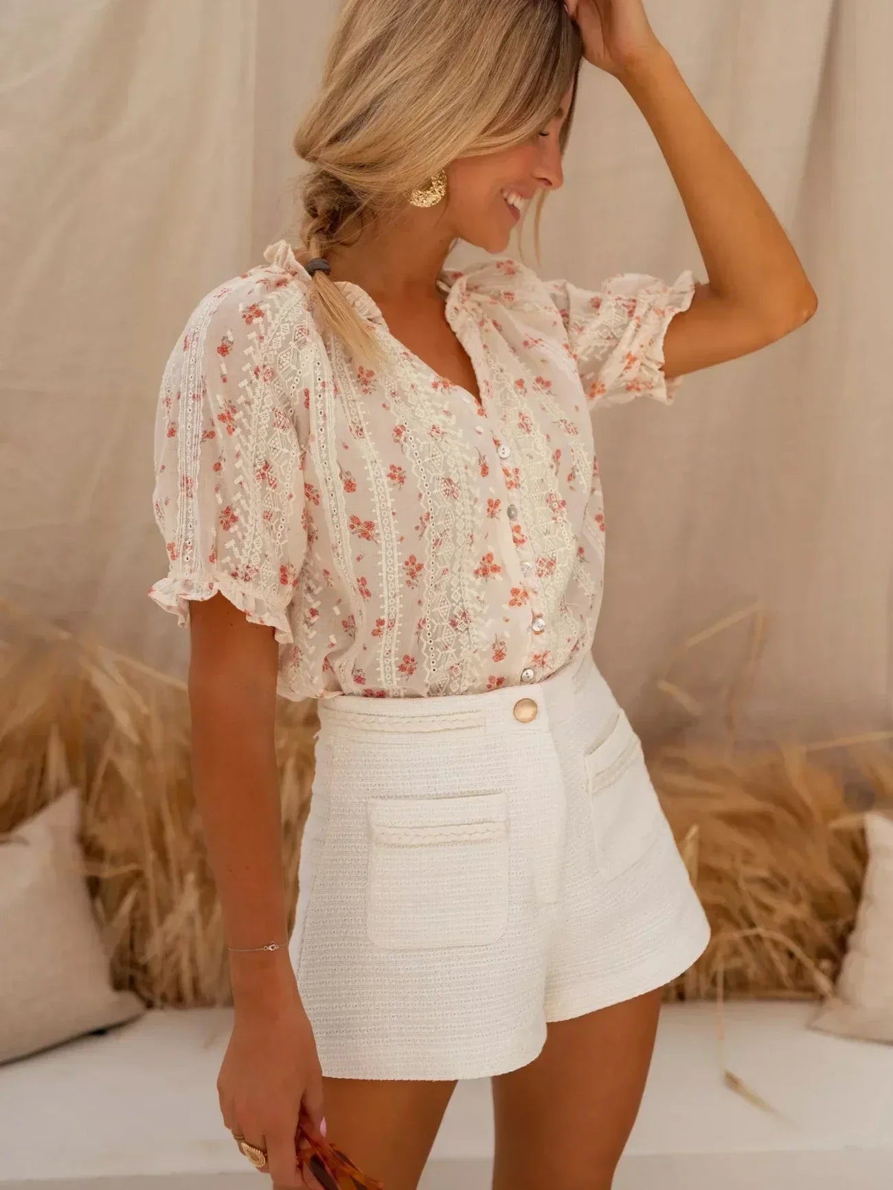 Alva™ – Blusa vaporosa con estampado floral romántico