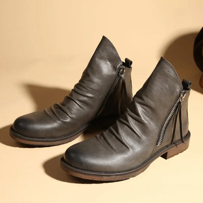 Botas | Bernardo Cavallino