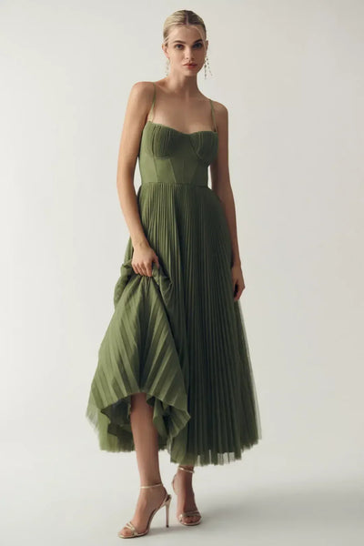 Olivia™ | Elegancia Moderna con Espalda Descubierta