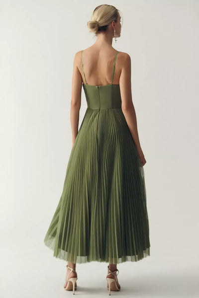 Olivia™ | Elegancia Moderna con Espalda Descubierta